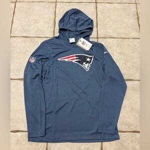 NWT Nike Storm Blue New England Patriots Rivalries Long Sleeve Hoodie Size Large